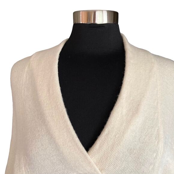 Pure Jill Wool Blend Cream Sweater V-Neck Pocket Sz S/M Closet Staple Layering - Picture 4 of 12